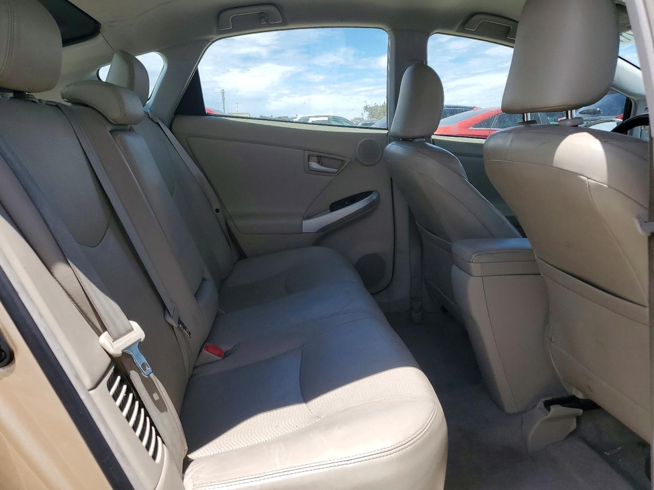 2010 TOYOTA PRIUS
