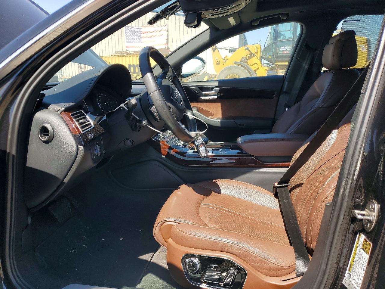 2013 AUDI A8