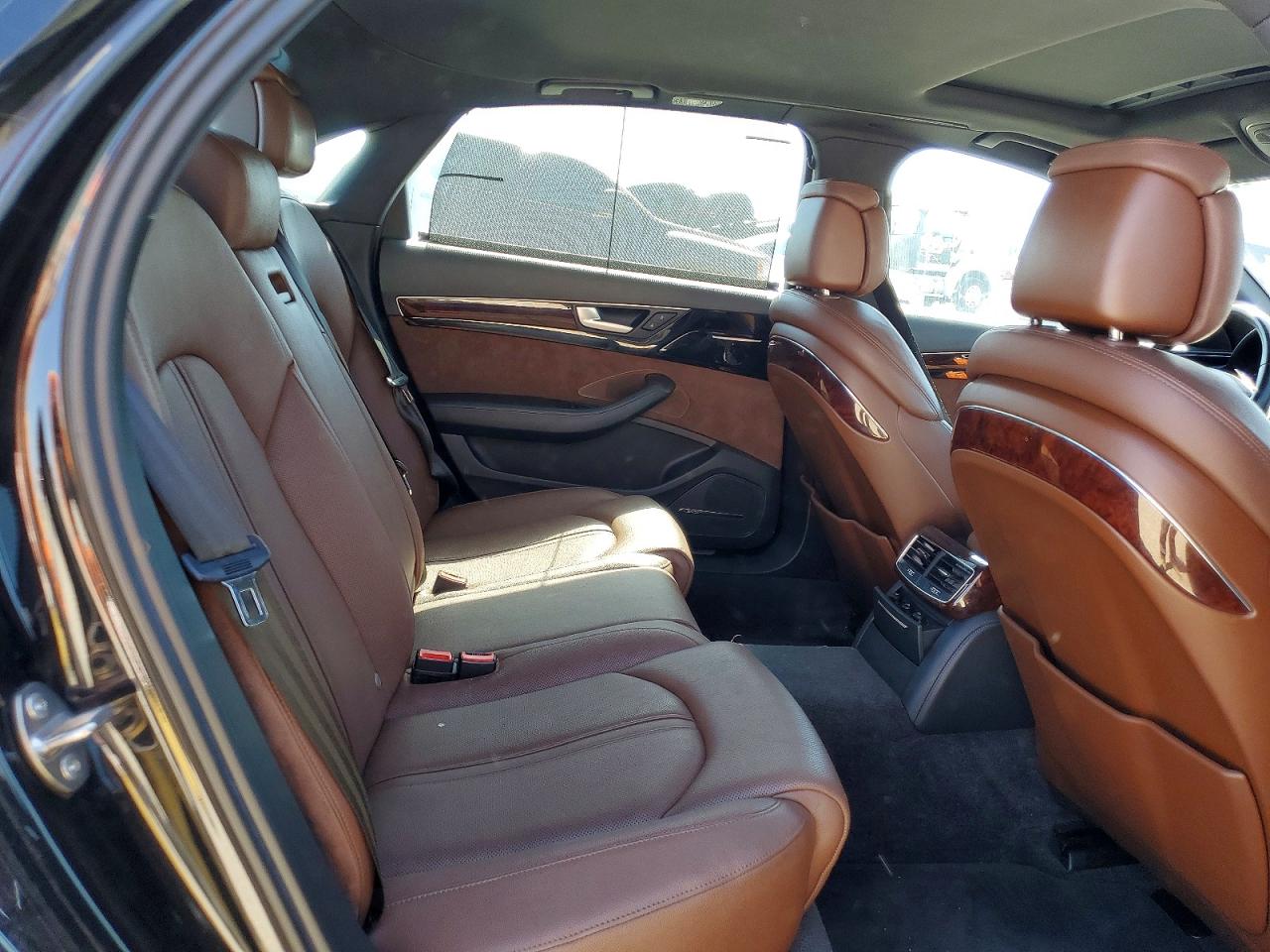 2013 AUDI A8