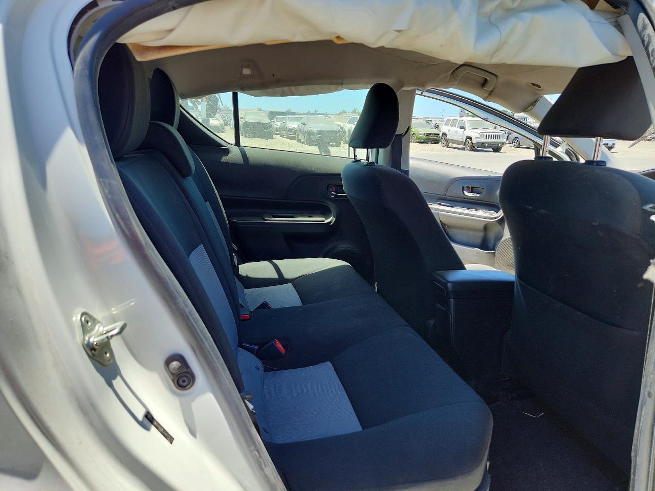 2018 TOYOTA PRIUS C TW