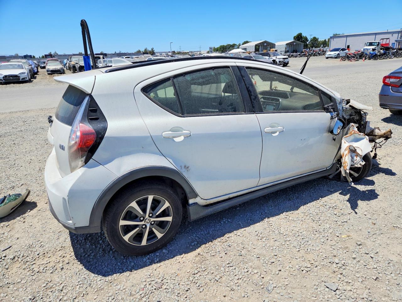 2018 TOYOTA PRIUS C TW