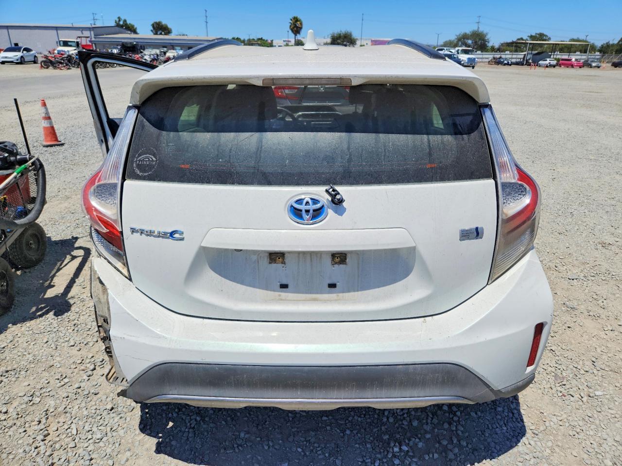 2018 TOYOTA PRIUS C TW