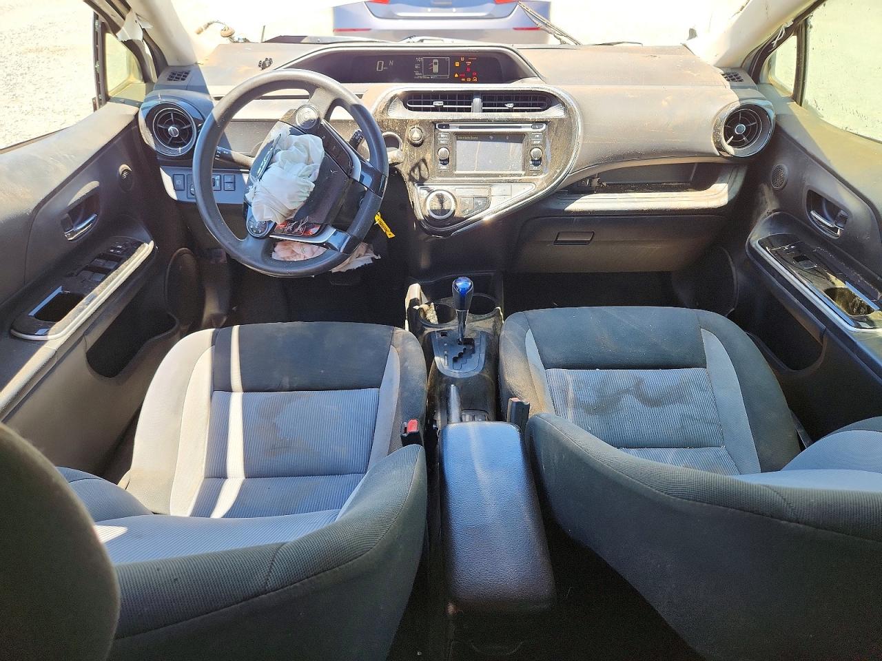 2018 TOYOTA PRIUS C TW