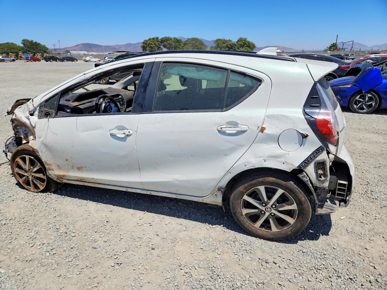 2018 TOYOTA PRIUS C TW