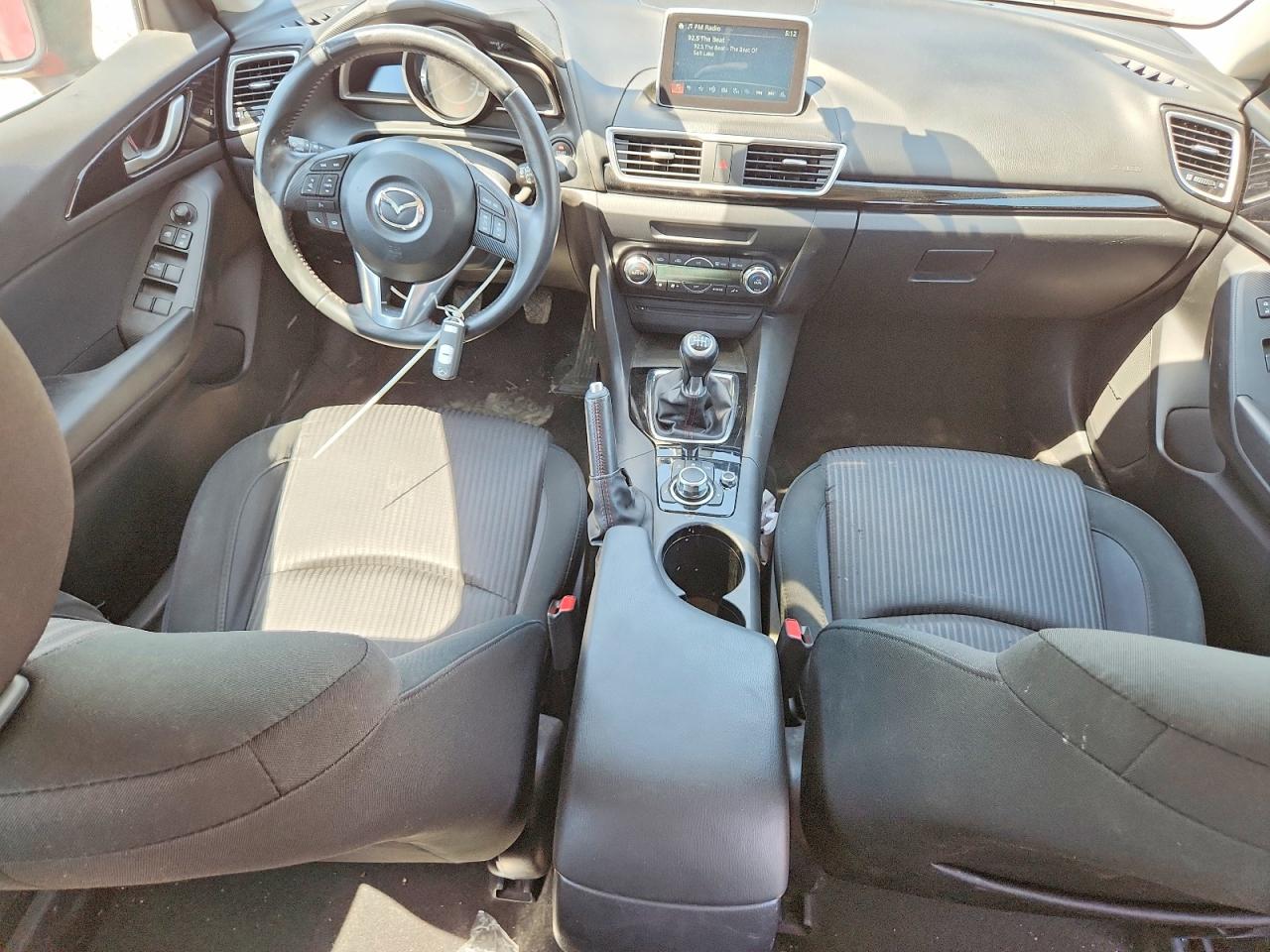 2016 MAZDA 3