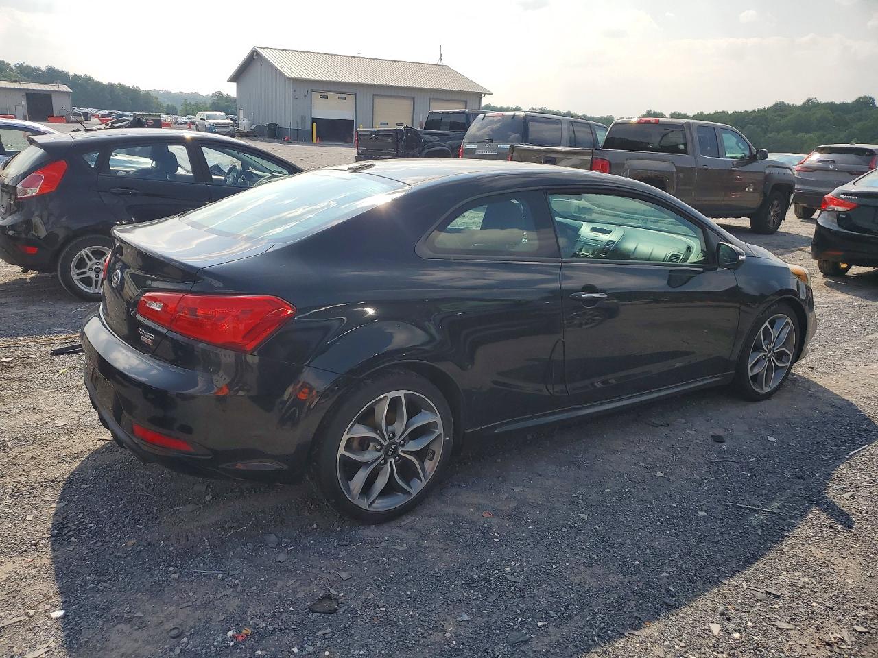 2016 KIA FORTE