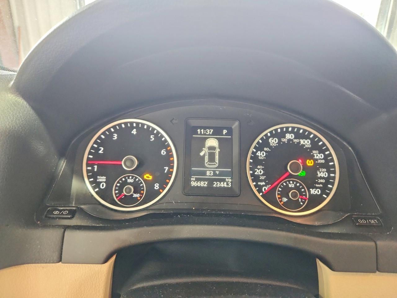 2017 VOLKSWAGEN TIGUAN