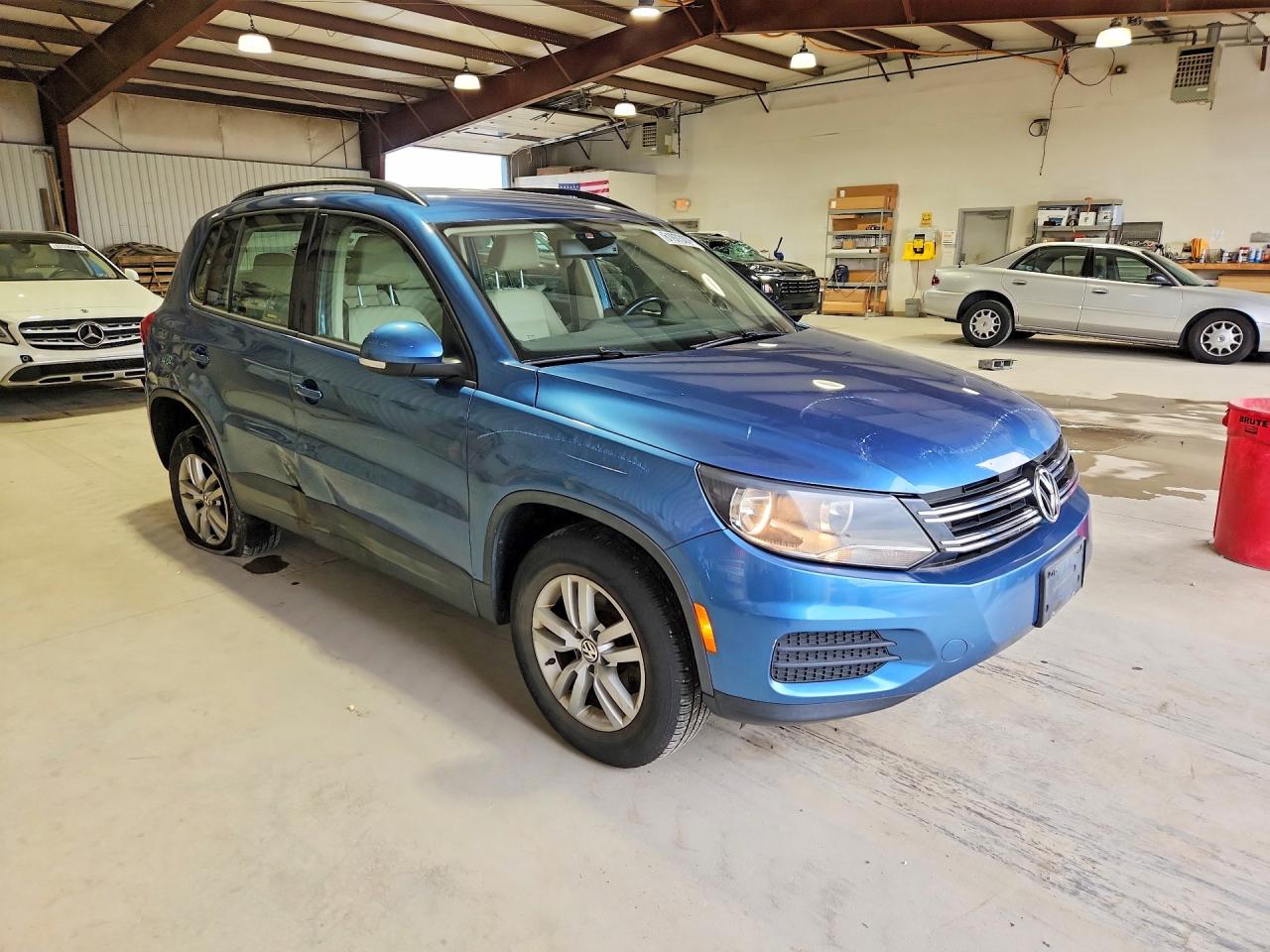 2017 VOLKSWAGEN TIGUAN