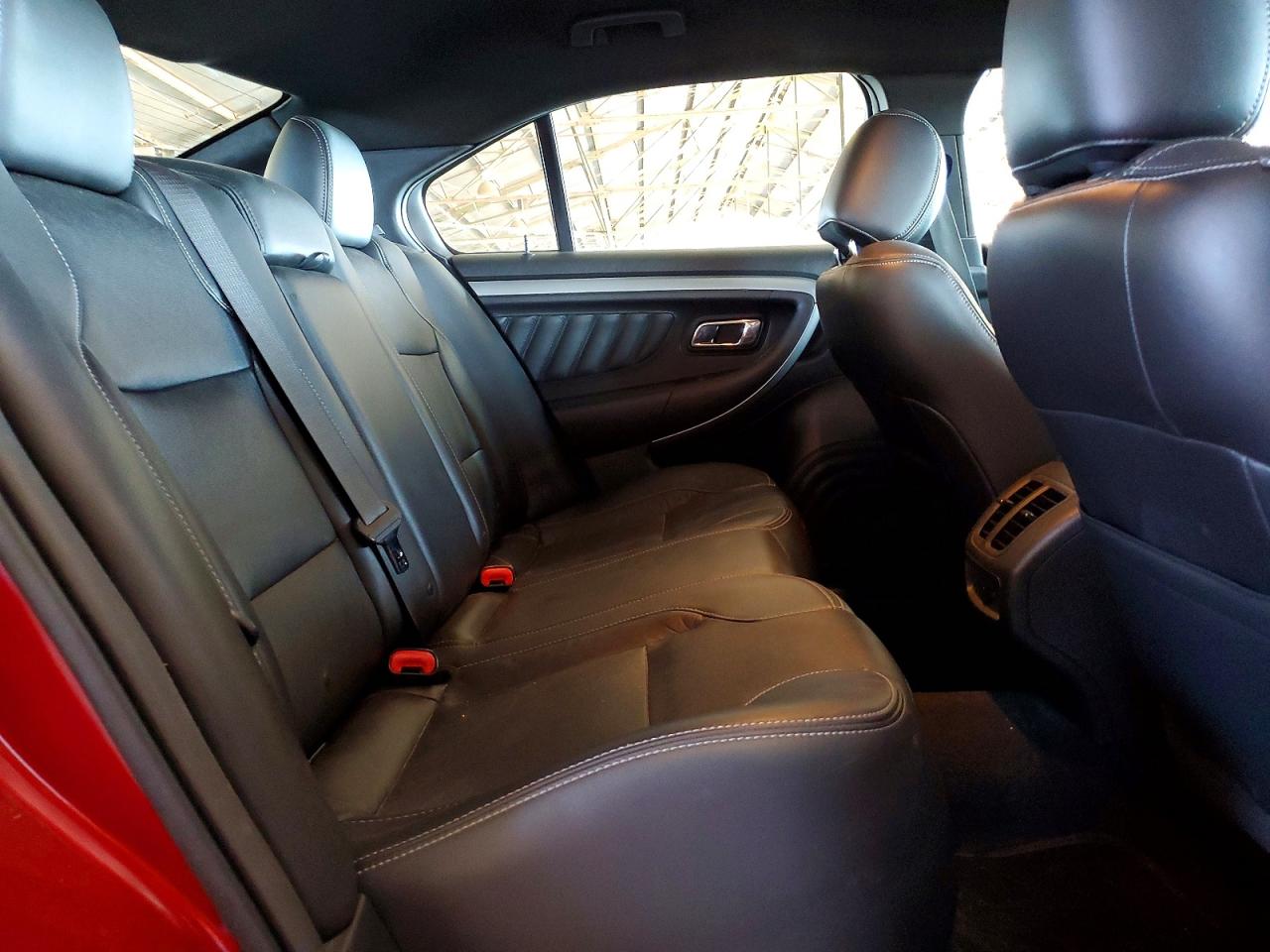 2016 FORD TAURUS