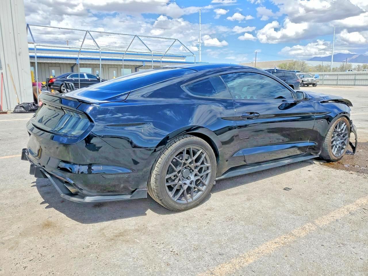 2016 FORD MUSTANG