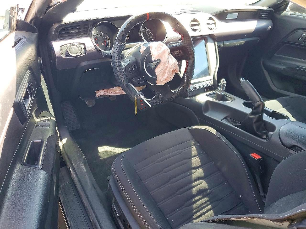 2016 FORD MUSTANG