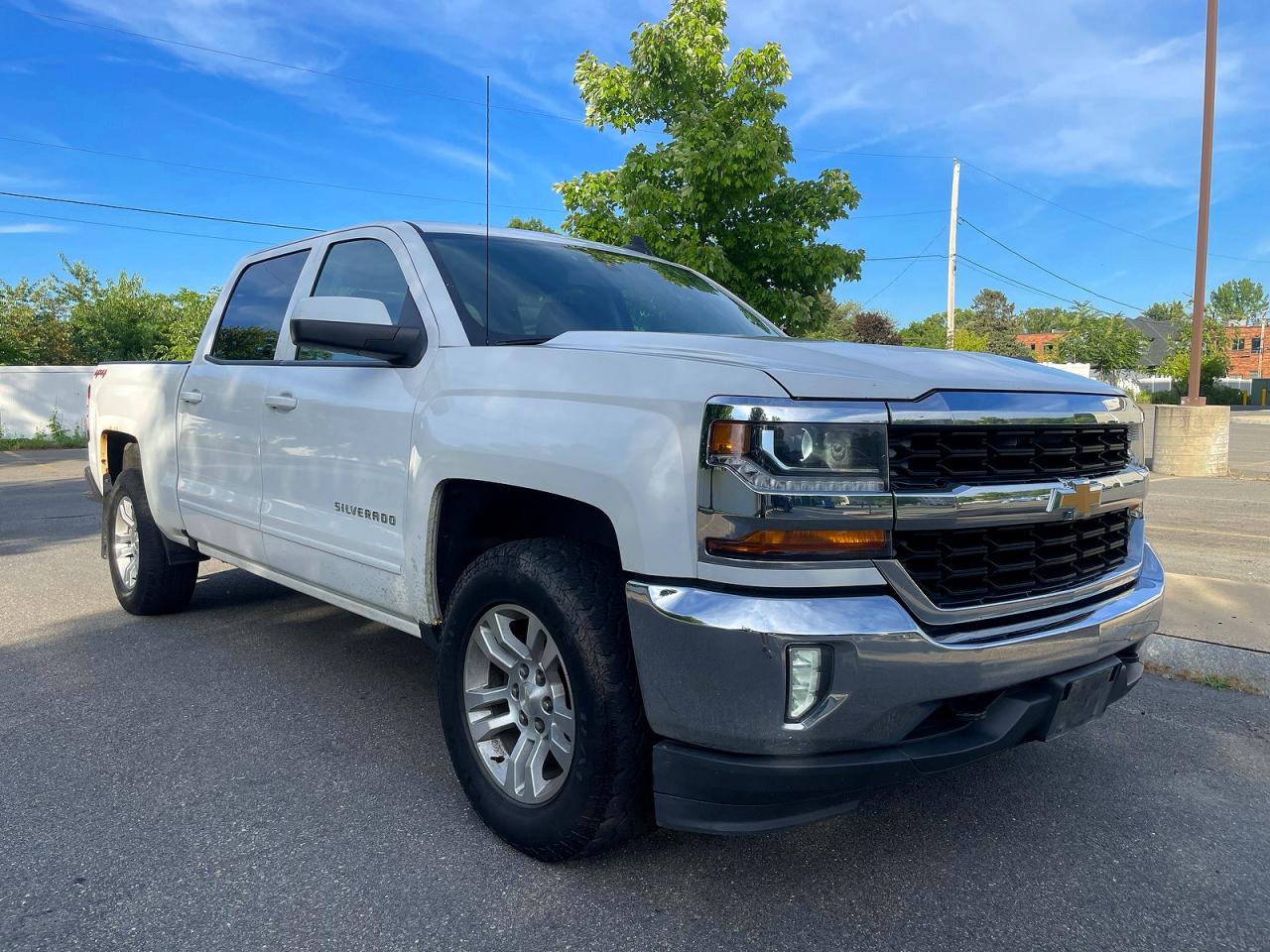 2017 CHEVROLET SILVERADO