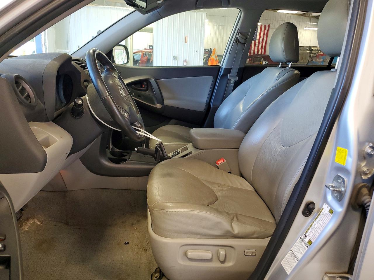 2011 TOYOTA RAV4
