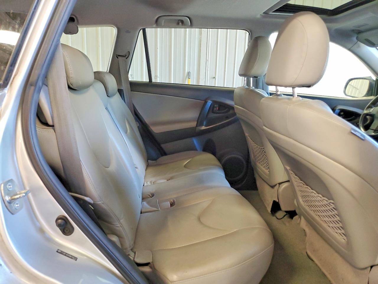 2011 TOYOTA RAV4
