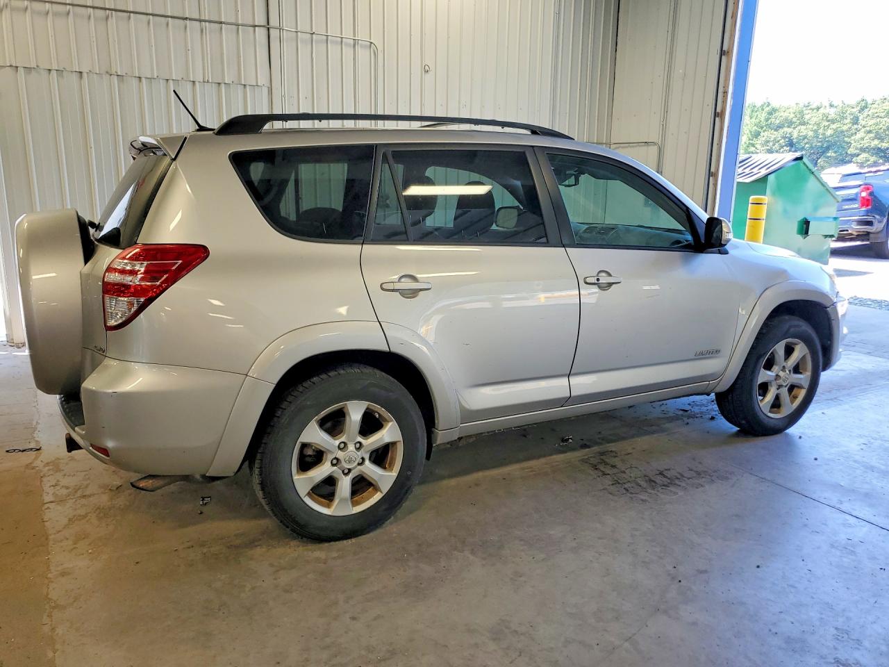 2011 TOYOTA RAV4
