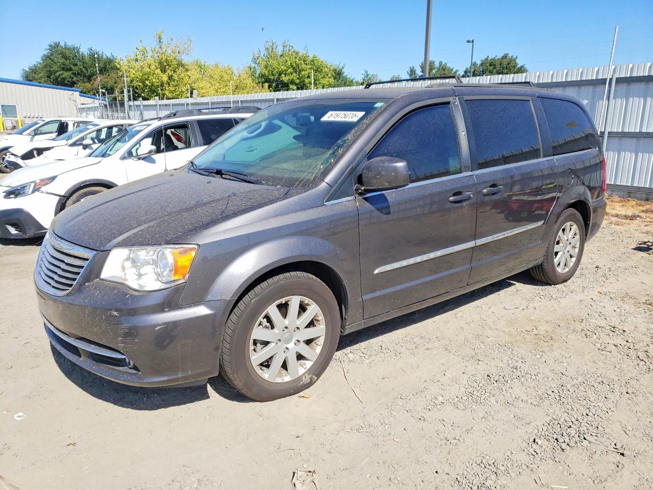 2016 CHRY MINIVAN
