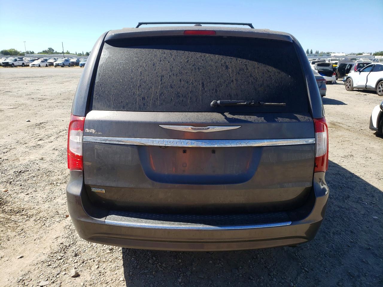2016 CHRY MINIVAN
