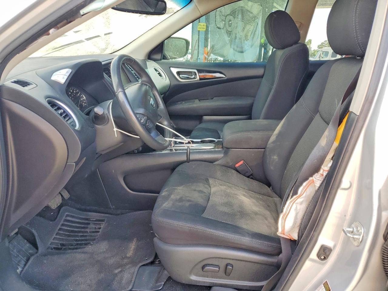 2017 NISSAN PATHFINDER