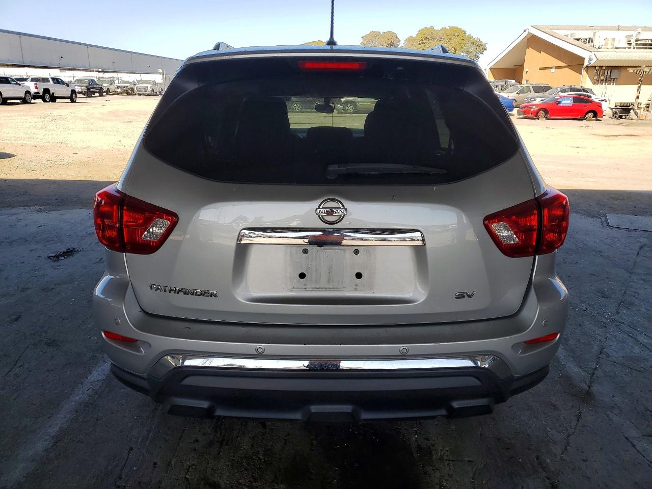 2017 NISSAN PATHFINDER