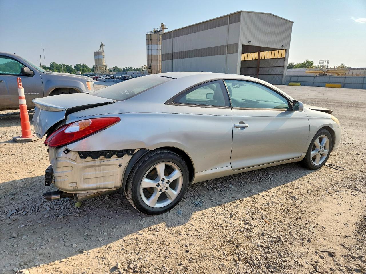 2004 TOYOTA CAMRY SOLA