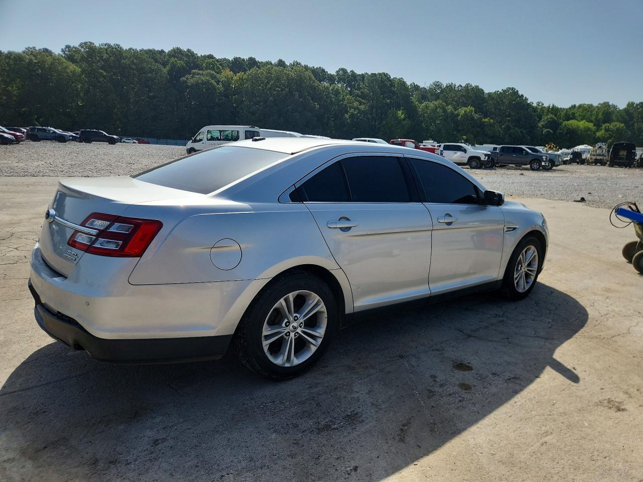 2016 FORD TAURUS
