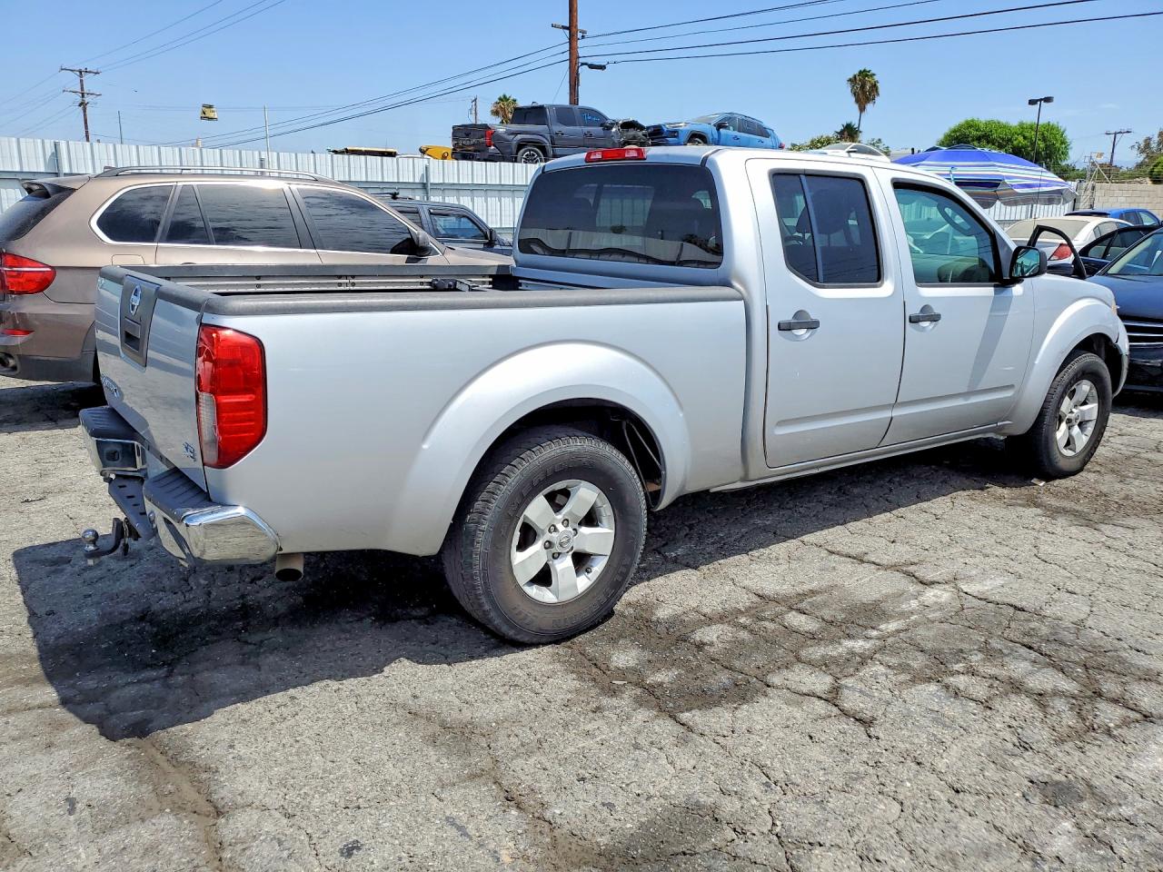 2010 NISSAN FRONTIER