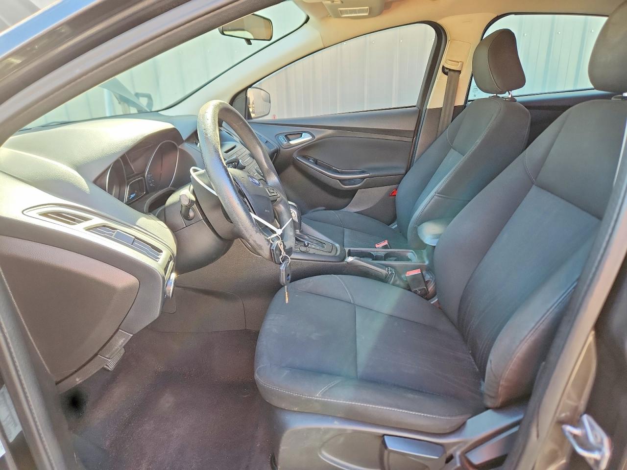 2016 FORD FOCUS