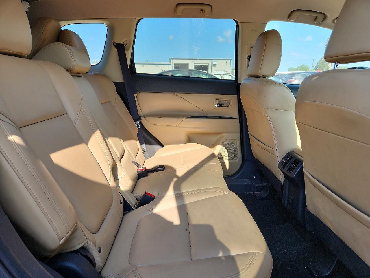 2020 MITSUBISHI OUTLANDER