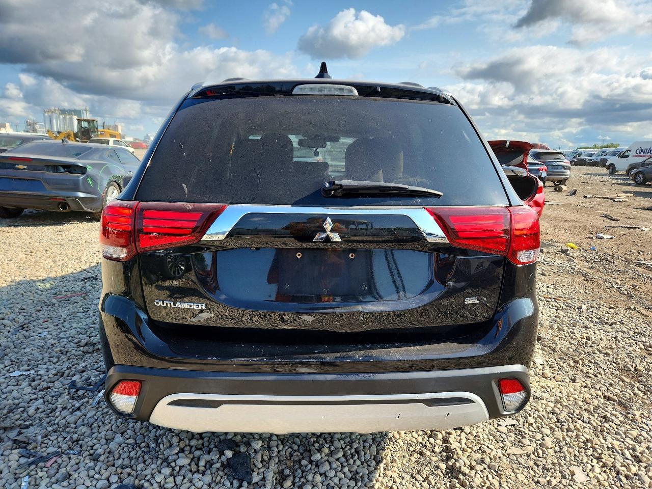 2020 MITSUBISHI OUTLANDER
