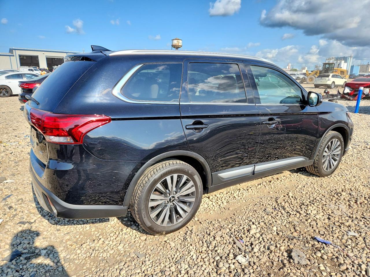 2020 MITSUBISHI OUTLANDER