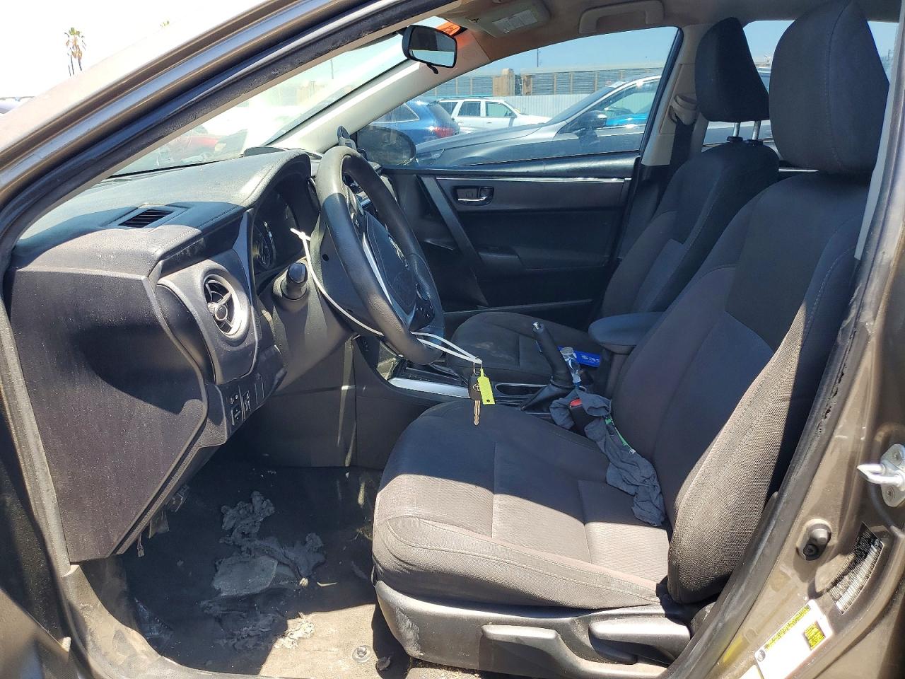 2017 TOYOTA COROLLA