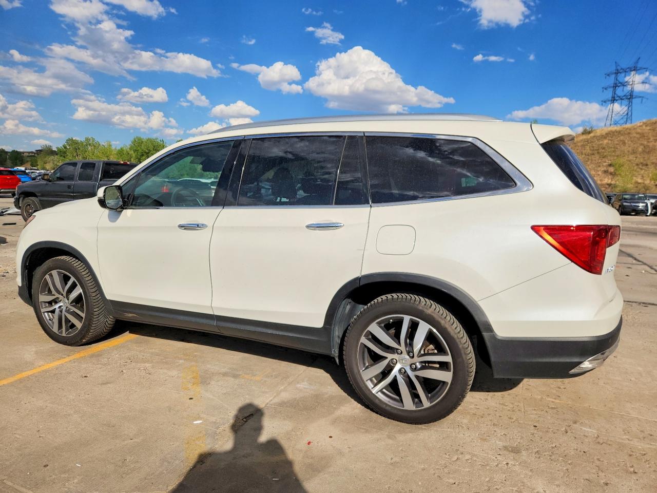 2016 HONDA PILOT