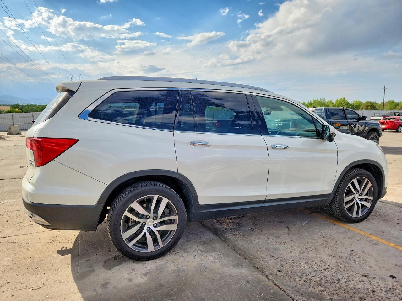 2016 HONDA PILOT