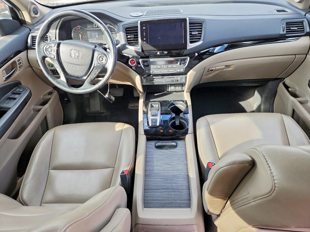 2016 HONDA PILOT