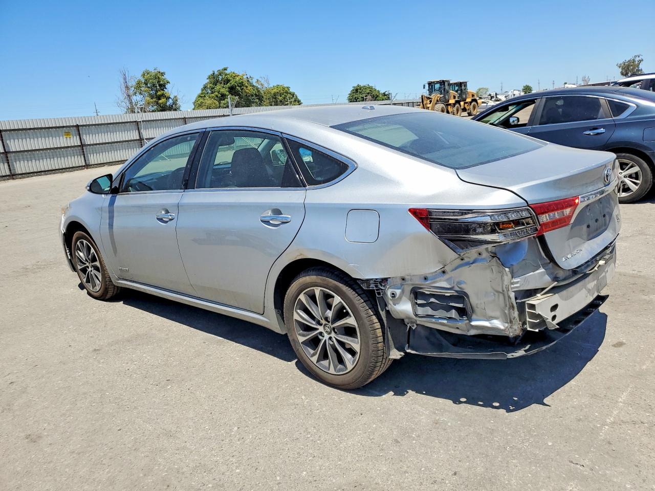 2018 TOYOTA AVALON