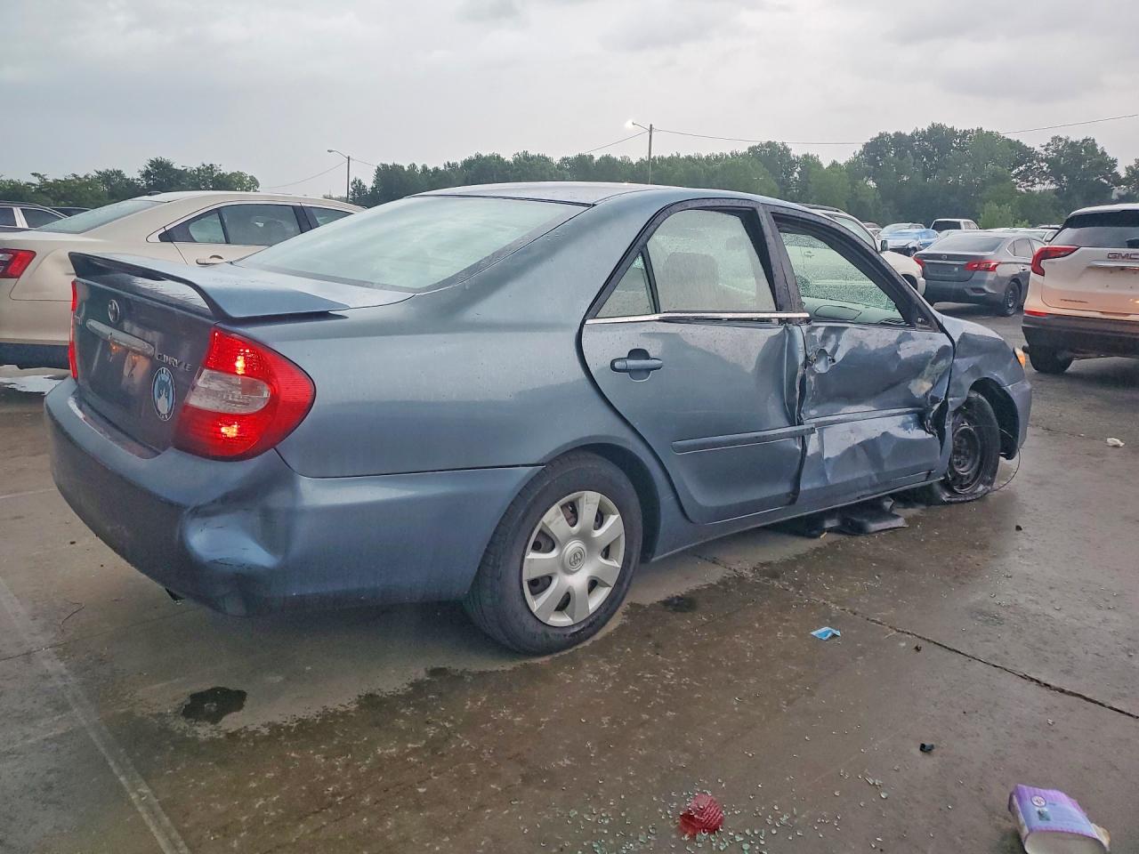 2002 TOYOTA CAMRY