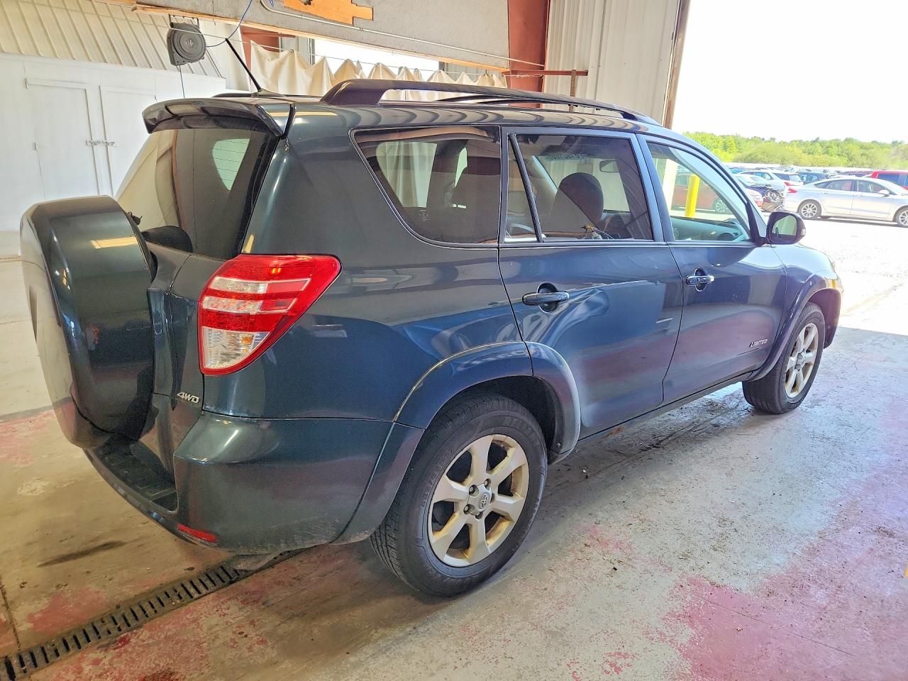 2009 TOYOTA RAV4
