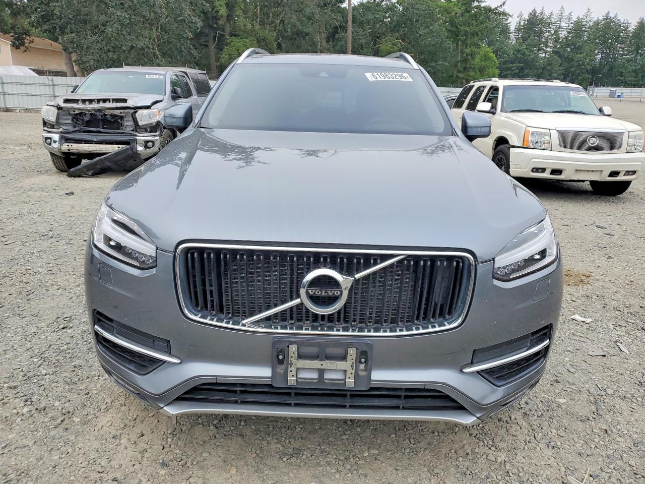 2016 VOLVO XC90
