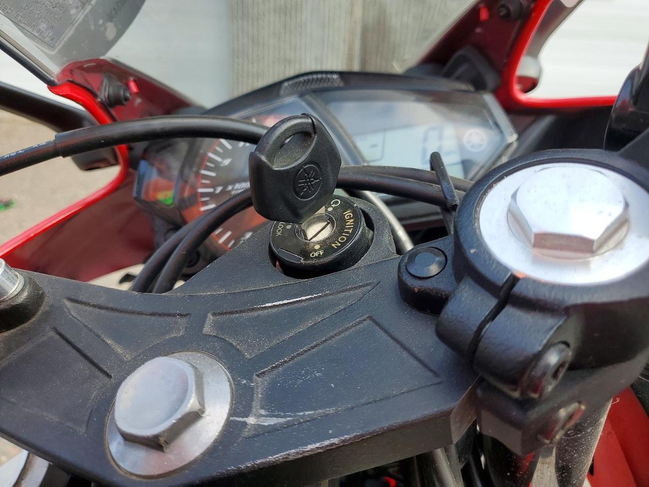 2015 YAMAHA YZF600