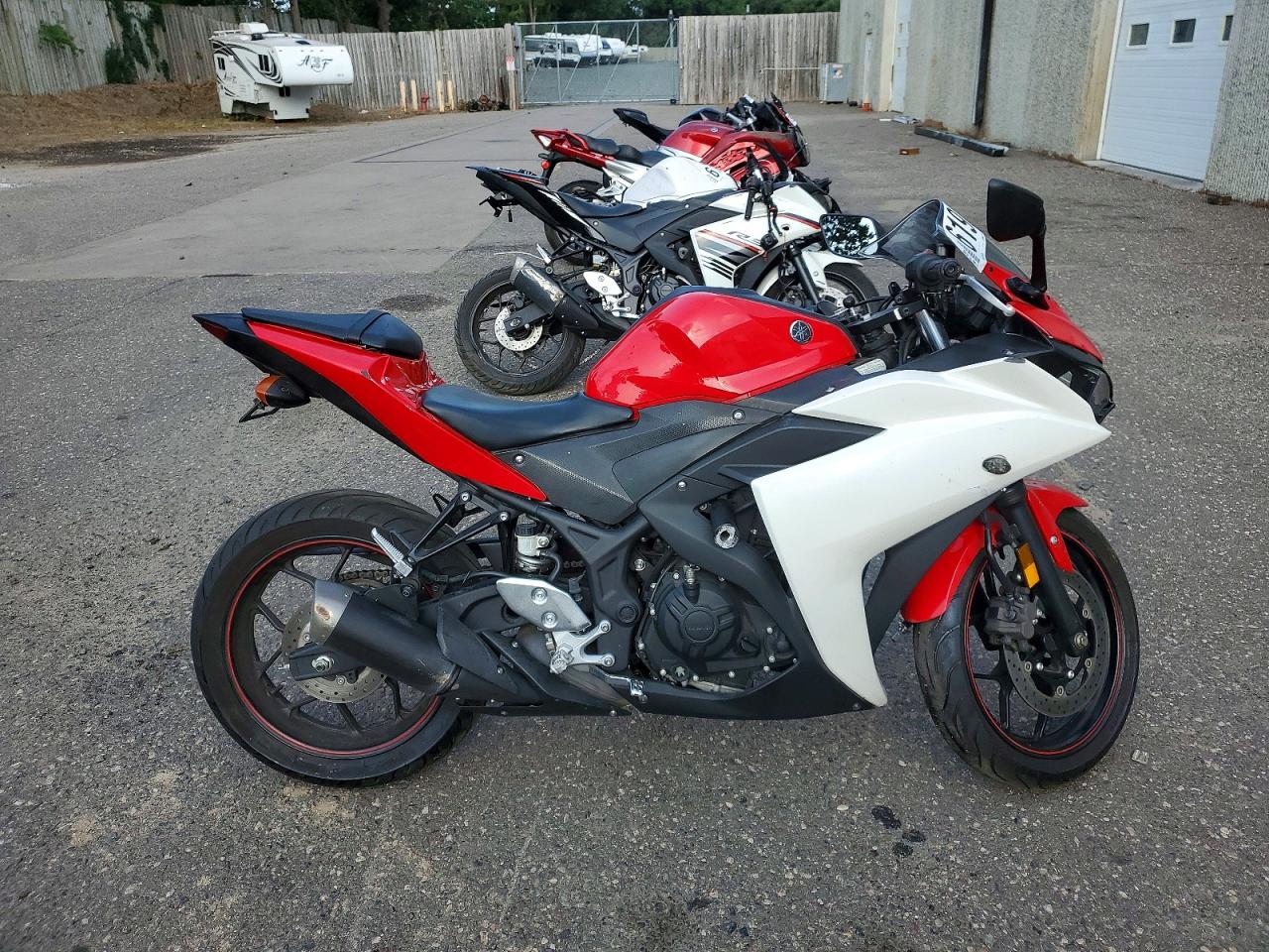 2015 YAMAHA YZF600