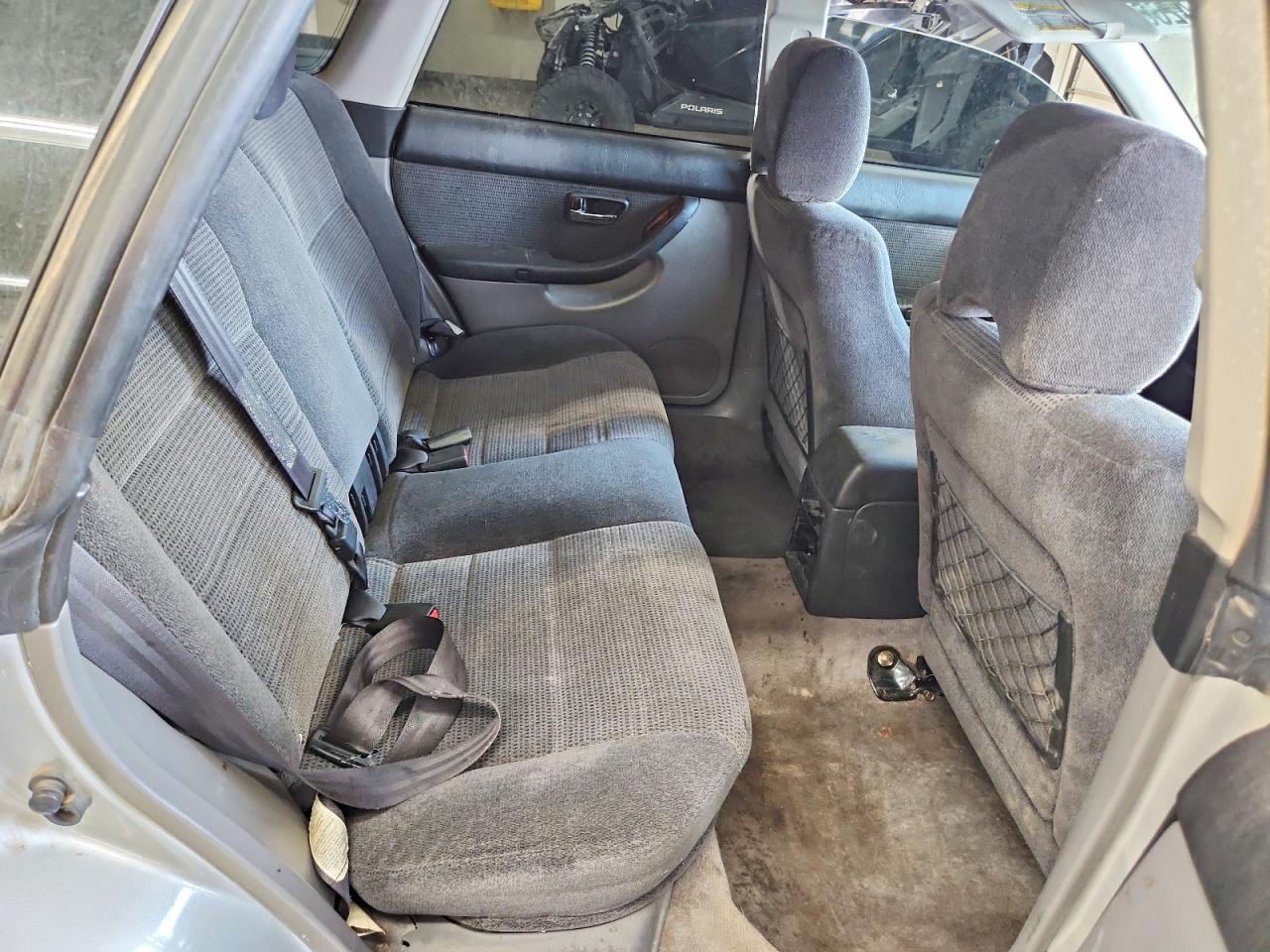 2004 SUBARU LEGACY