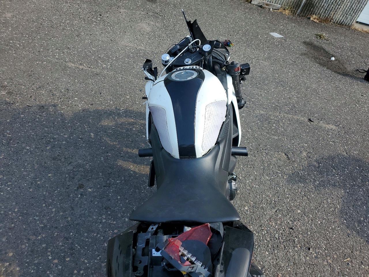 2017 YAMAHA YZF600