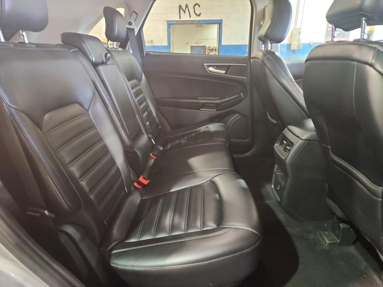 2022 FORD EDGE