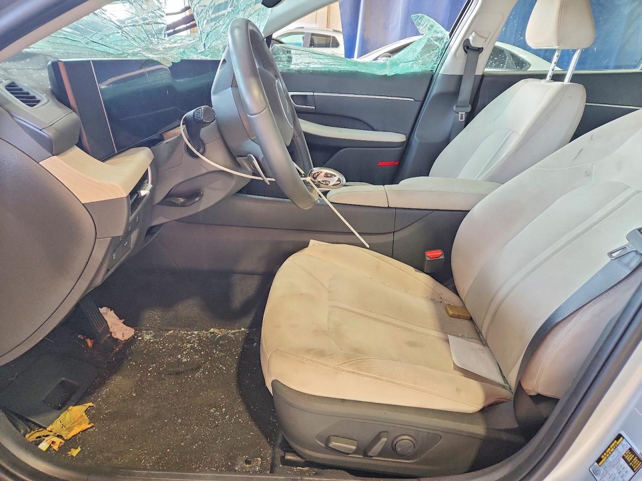 2025 HYUNDAI SONATA