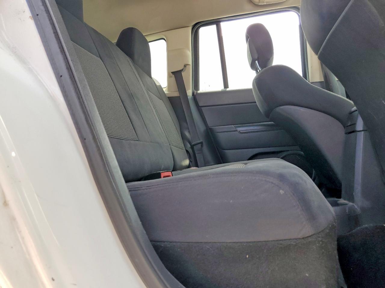 2011 JEEP COMPASS
