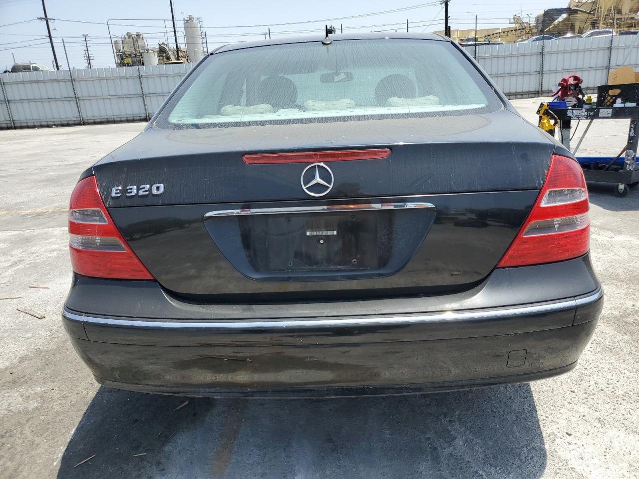 2004 MERCEDES-BENZ E-CLASS