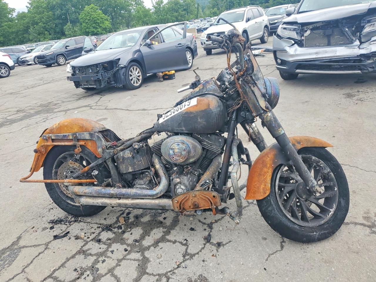 2004 HARLEY-DAVIDSON FL