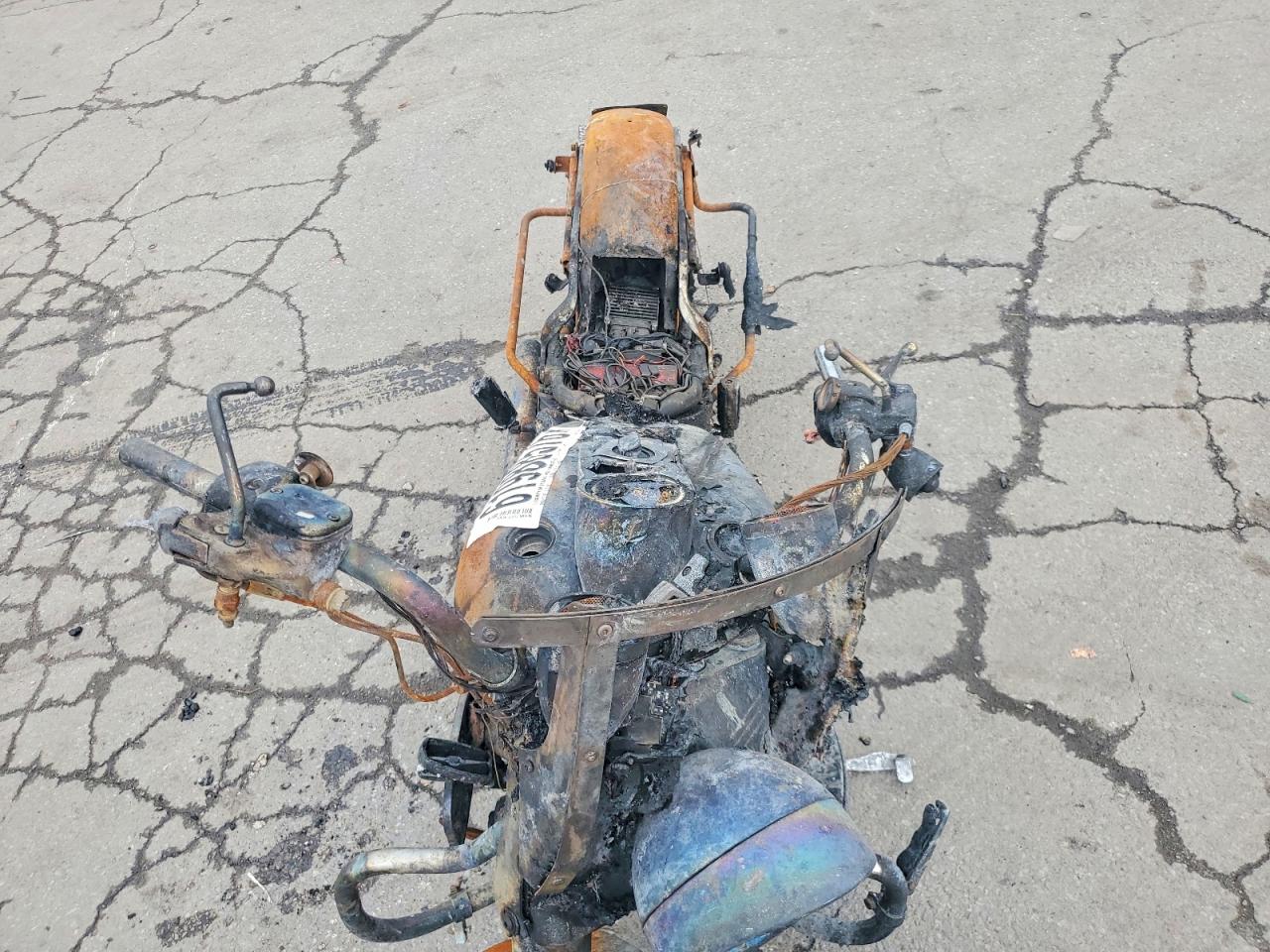 2004 HARLEY-DAVIDSON FL