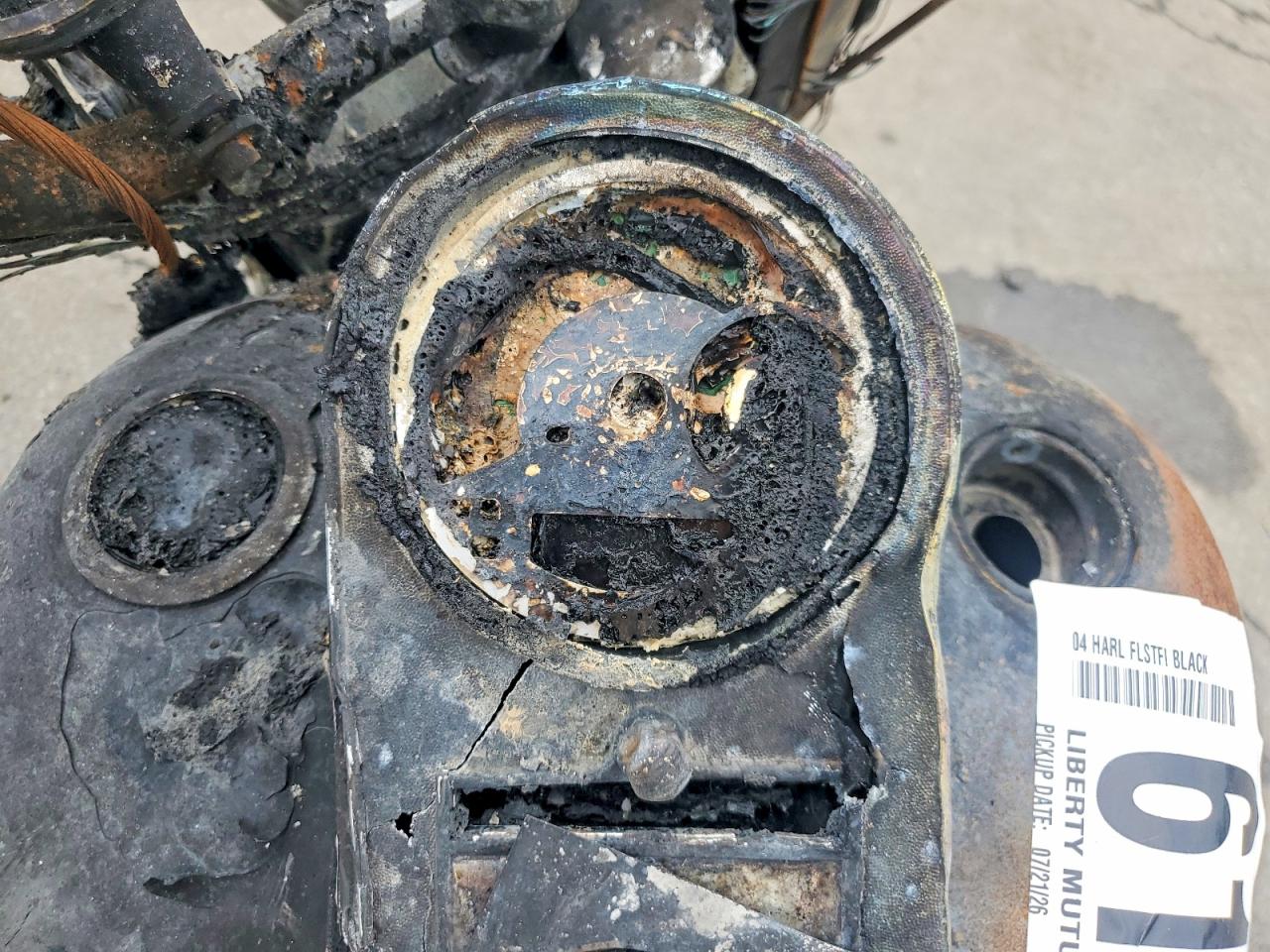 2004 HARLEY-DAVIDSON FL