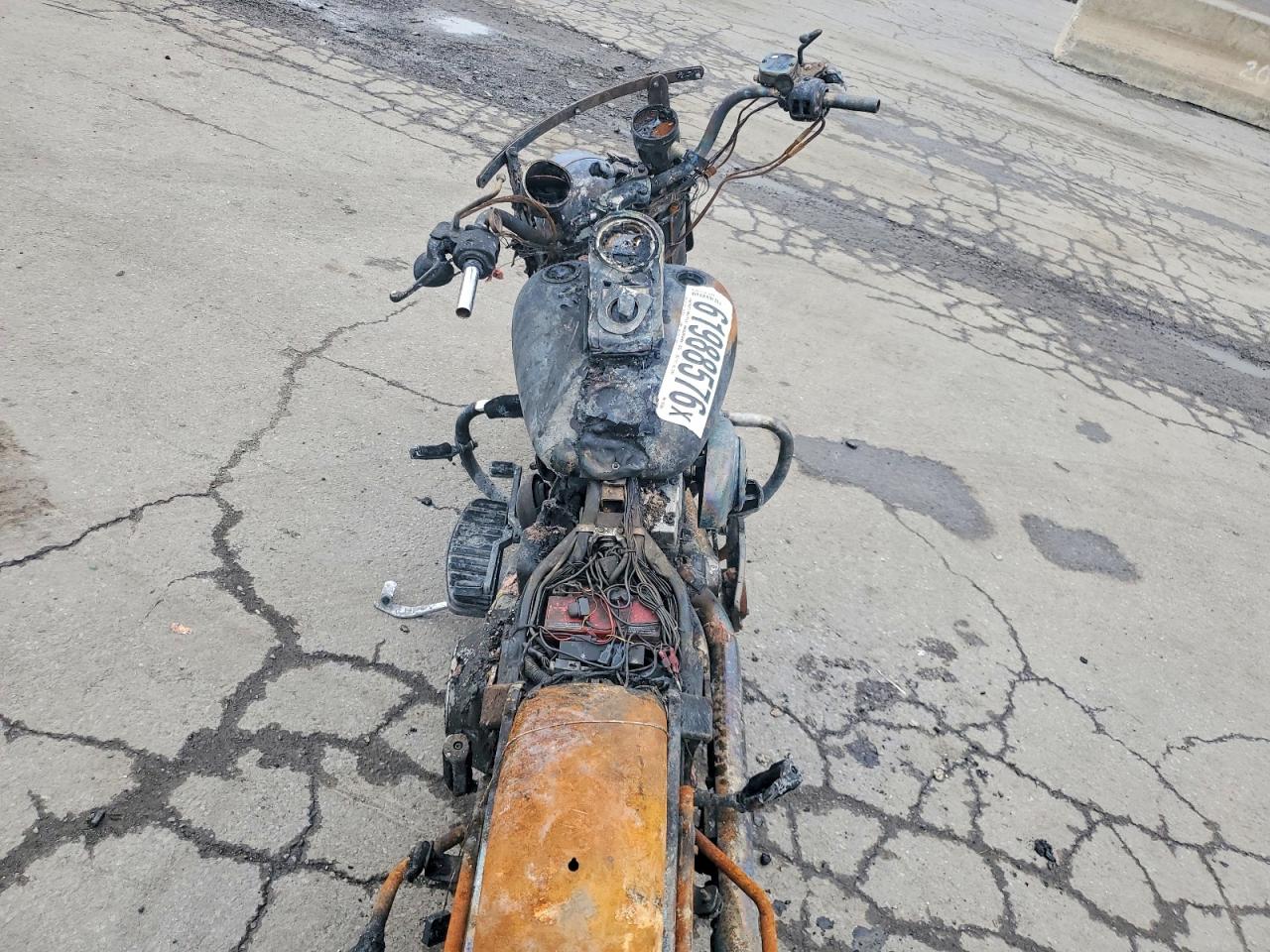 2004 HARLEY-DAVIDSON FL